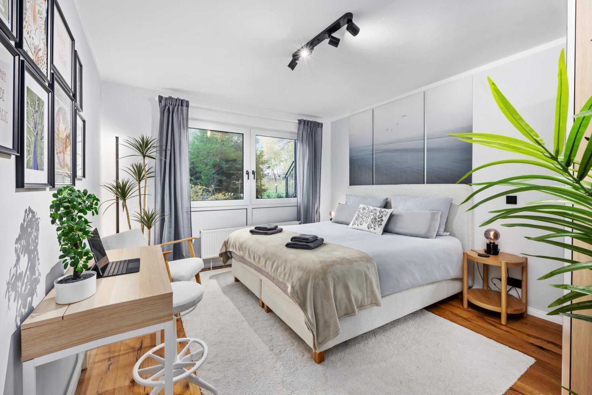 Edler Wohnraum Noble Stadtoase Mit Boxspringbett, Kaffeevollautomat, Lift & Parkplatz Chemnitz Luaran gambar